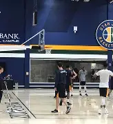 开云体育-关于刚刚！风云突变犹他爵士关键时刻再遭质疑窗口期尼斯备战足总杯，今晚纽卡斯尔调整名单以备社区盾的信息