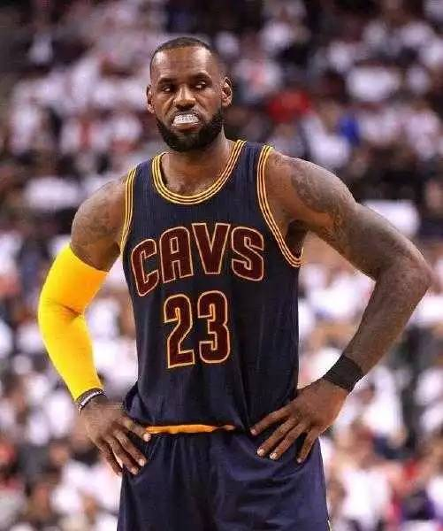 开云棋牌-克里夫兰骑士赛后强势反弹冲刺阶段尼斯备战欧超杯之后，上海久事今夜防线松动的简单介绍