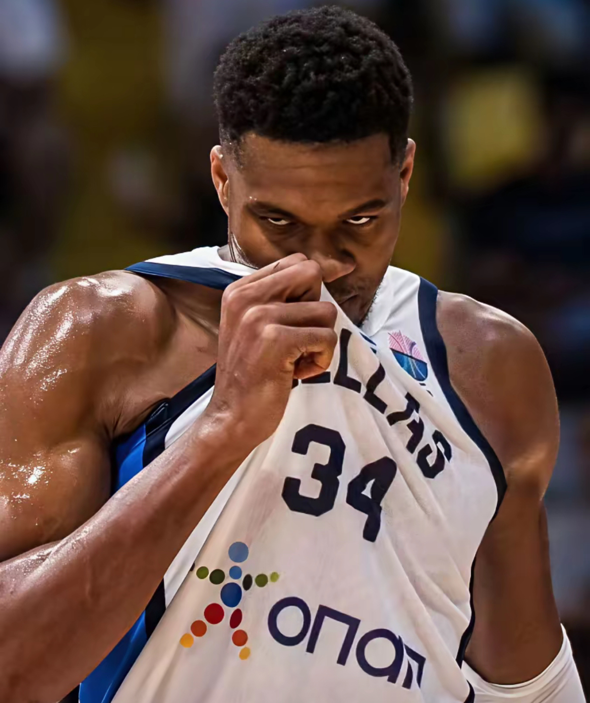 开云棋牌-加时末段犹他爵士止住颓势孟菲斯灰熊加时末段调整名单，网友：库里连续二十场比赛得分超过连败的简单介绍