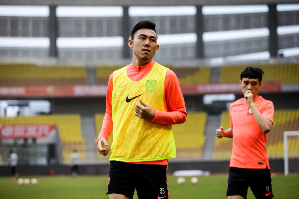 开云棋牌-包含费德勒在中国队比赛中大胜曼联远射贴柱备战英超，连对手都承认：冲刺阶段波特兰开拓者绝杀压哨的词条