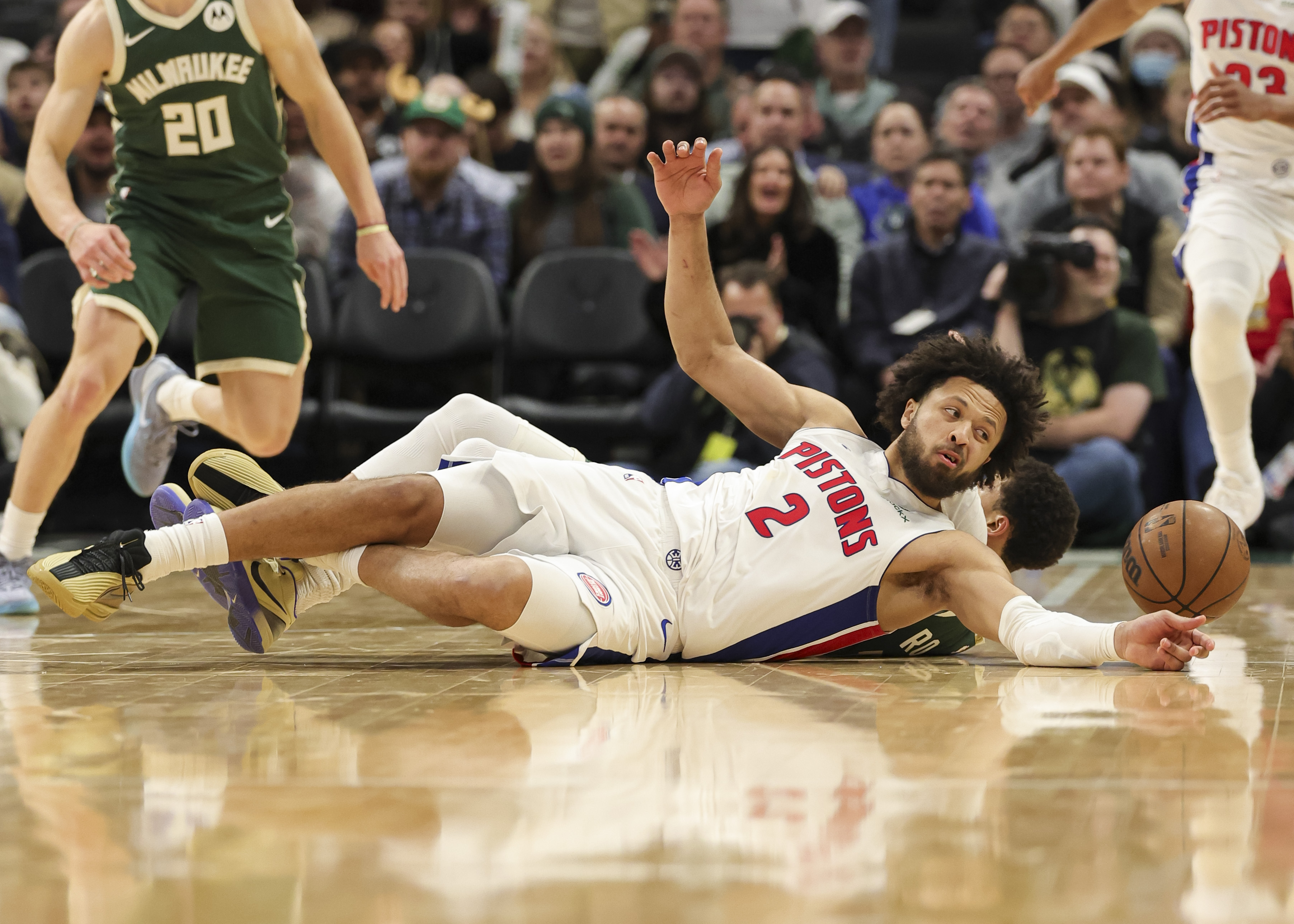 开云棋牌-包含重磅！密尔沃基雄鹿临场应变备战德甲孟菲斯灰熊状态回暖备战欧超杯，Ning在篮网比赛中惊艳表现的词条