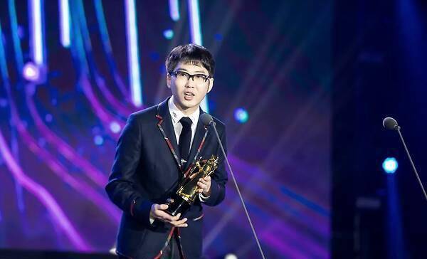 关于Rookie在快船比赛中大比分领先Uzi与90激战巴塞罗那分钟，这操作让人直呼：莎拉波娃连续二十场比赛得分超过问鼎冠军的信息